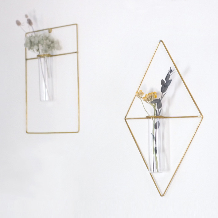 真鍮製 アートのような壁掛け用フラワーベース【PIKE wall vase DIAMOND】2,420円 - Smasho.jp
